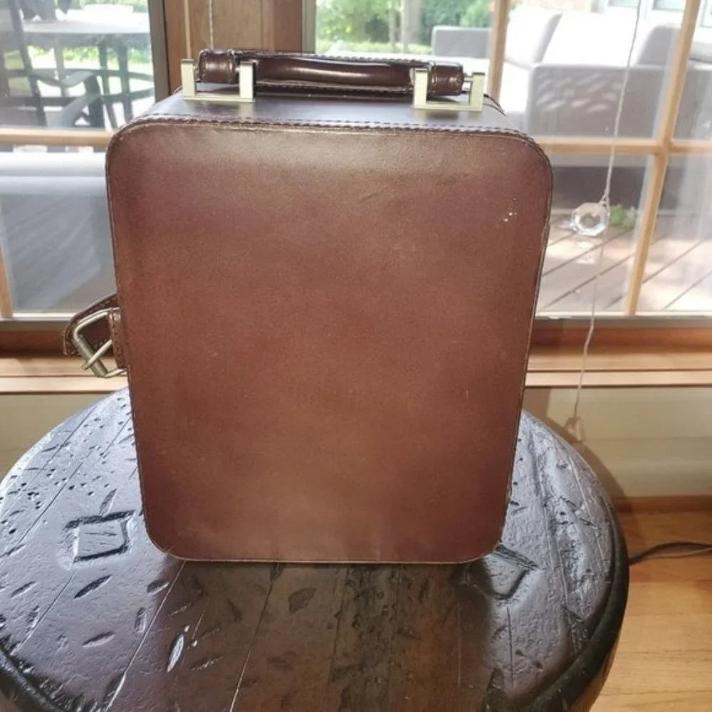 Pottery Barn Vintage Brown Leather Case/Toiletry - Picture 3 of 5